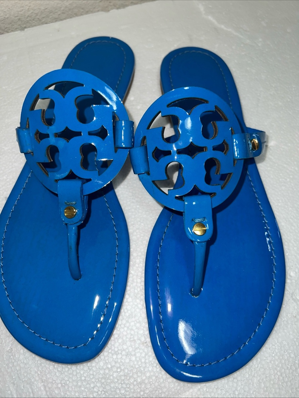 Tory Burch Bright Blue Miller Patent Leather Thong Sandals with Logo Medallion